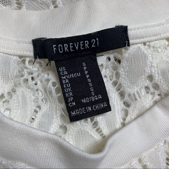 F21 Floral Lace Crop Top - Picture 2 of 3